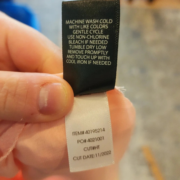 Torrid Pink Clip Chiffon Mock Neck Halter. Sleeveless top. Women's size 3X - Picture 13 of 16